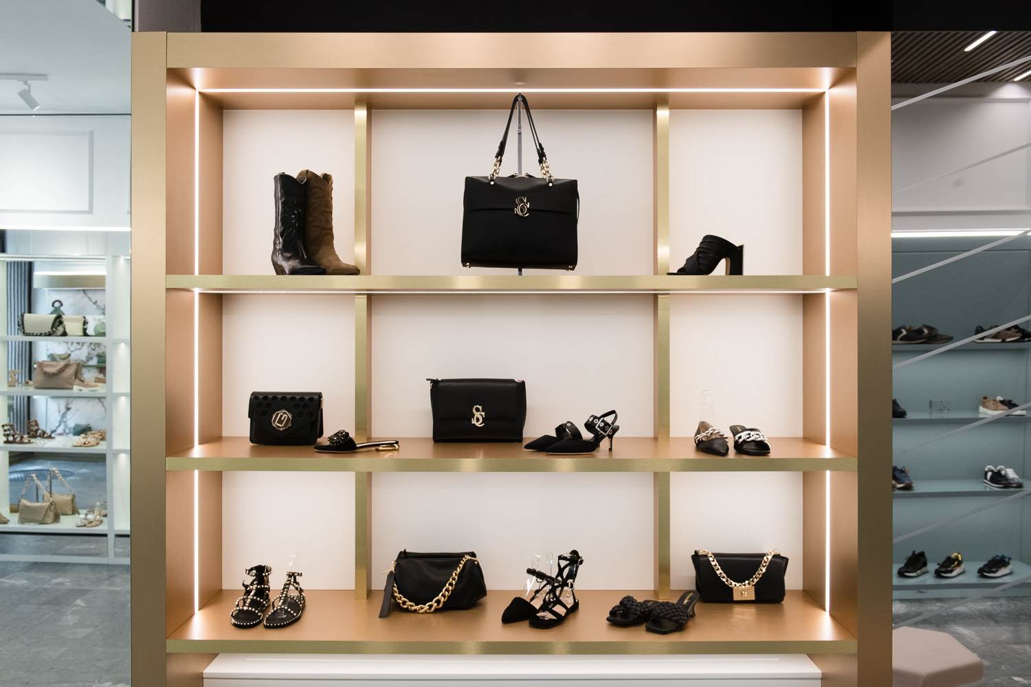 Za jubilarni 25. rođendan otvorena nova Paramount trgovina