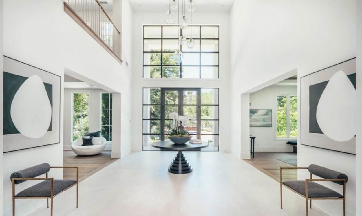 IMANJE S GARAŽOM ZA PET AUTA Ovo je Madonnin novi, a Weekndov stari dom