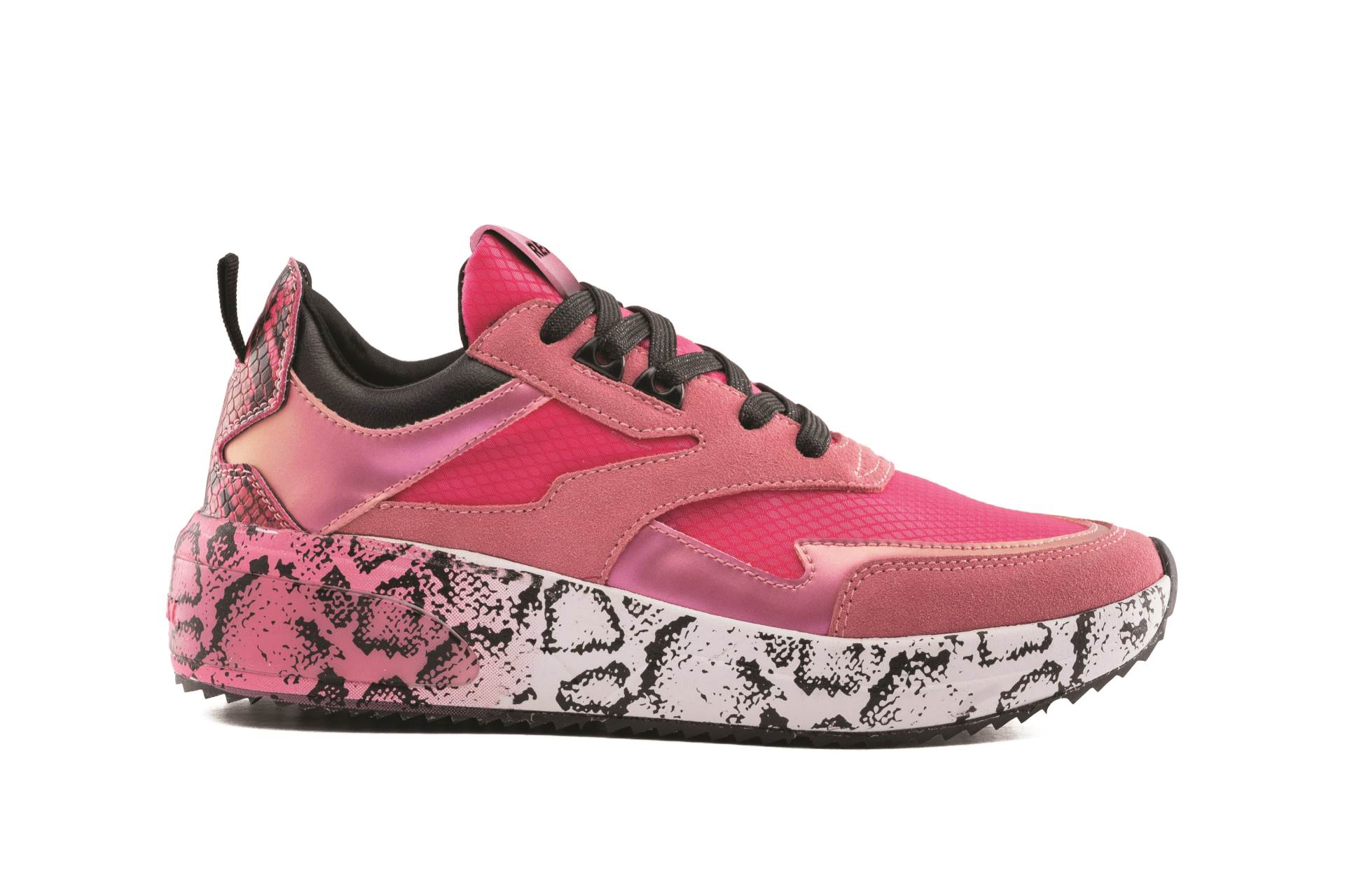 OD 100 DO 2000 KN Pronašli smo torbe i cipele za svačiji budžet