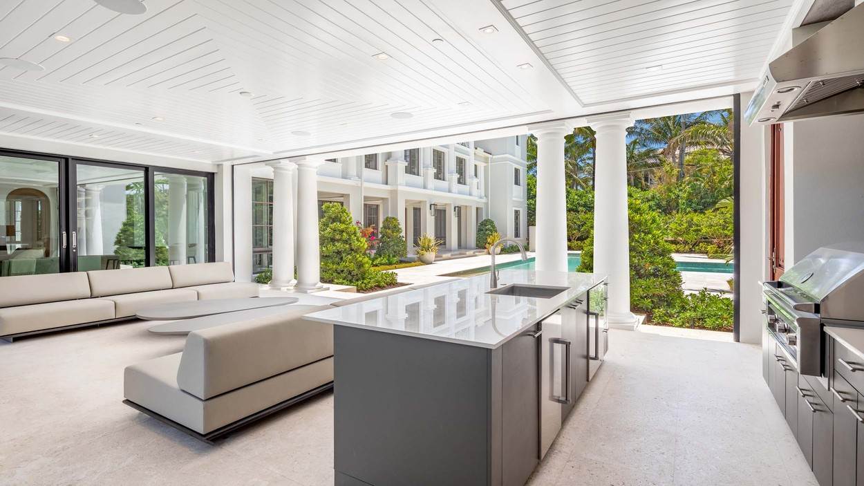 DALEKO OD KUĆICE KOJU JE IMAO U SERIJI ‘Kralj Queensa’ uopće ne živi loše!