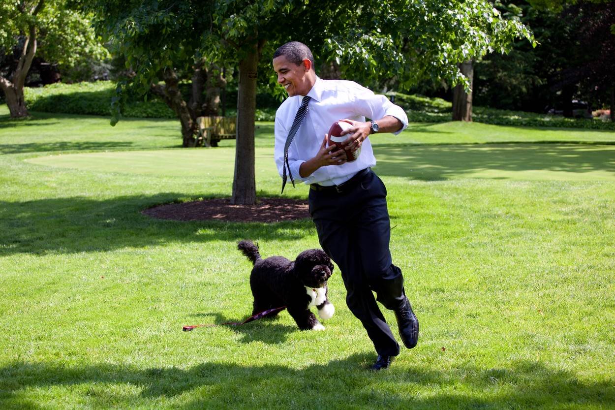 'NEDOSTAJAT ĆEŠ JAKO' Barack Obama se oprostio od voljenog člana obitelji