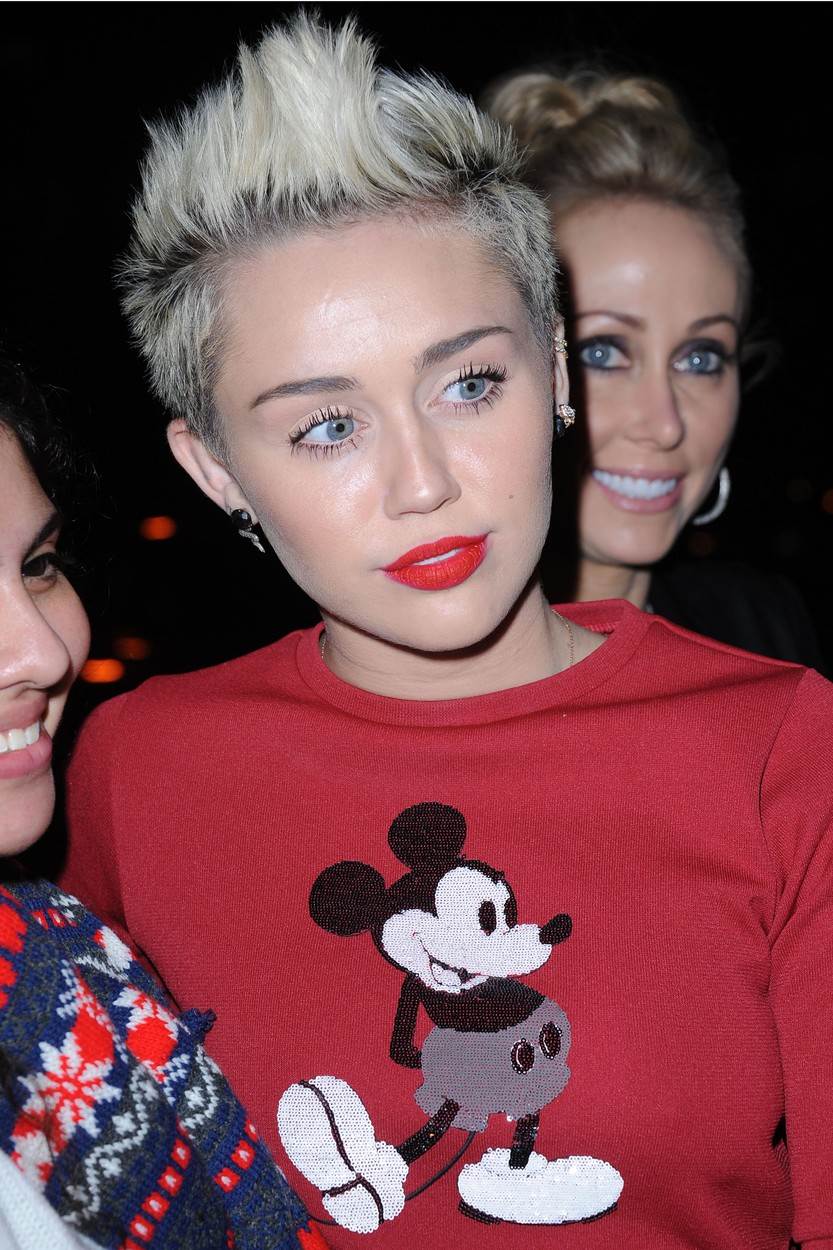 FENOMEN MICKEY MOUSEA Od crtanog lika do trenda s modnih pista