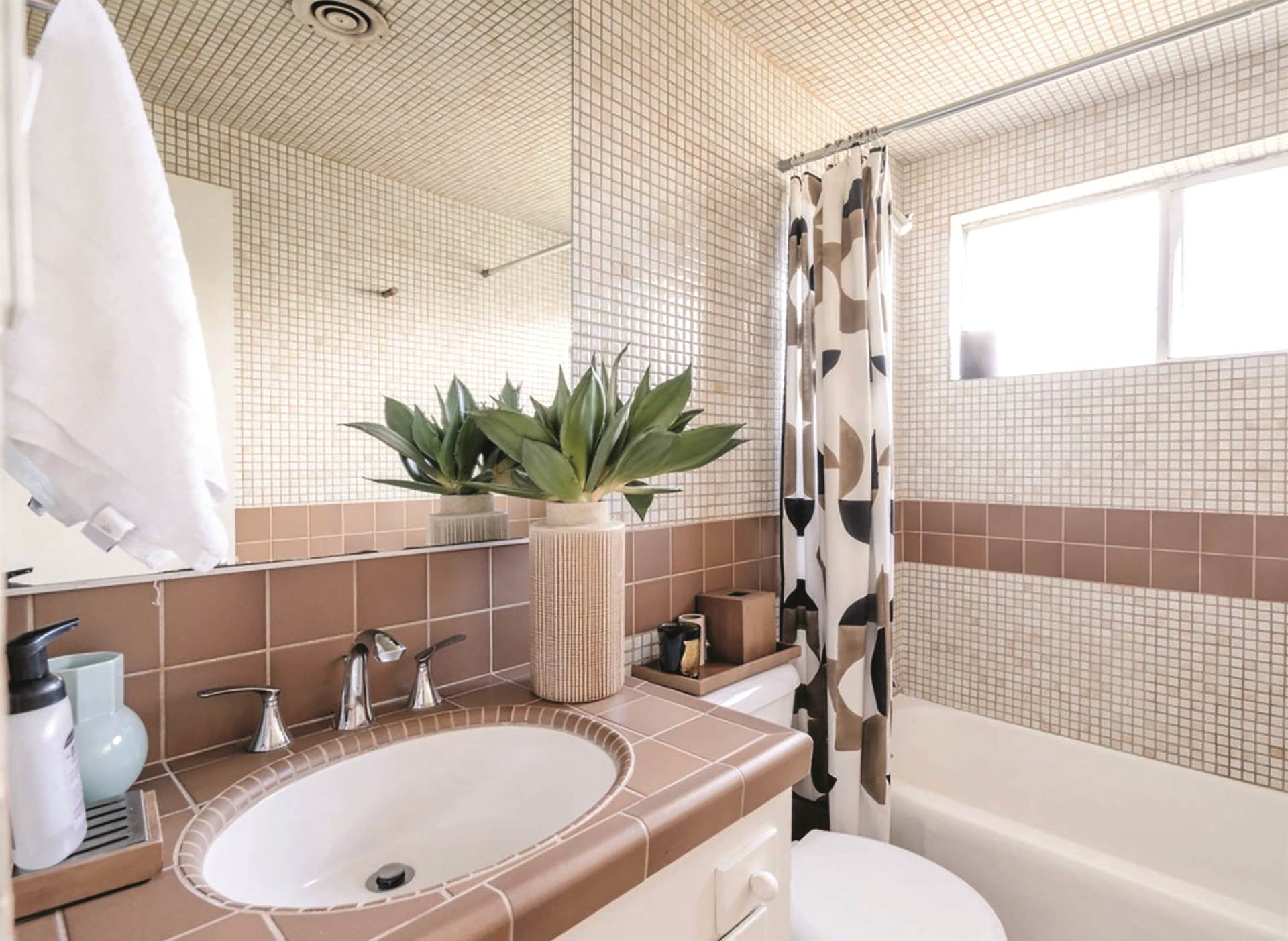 BIO I OSTAO SKROMAN Ramiju su 170 kvadrata novog doma čisto dosta