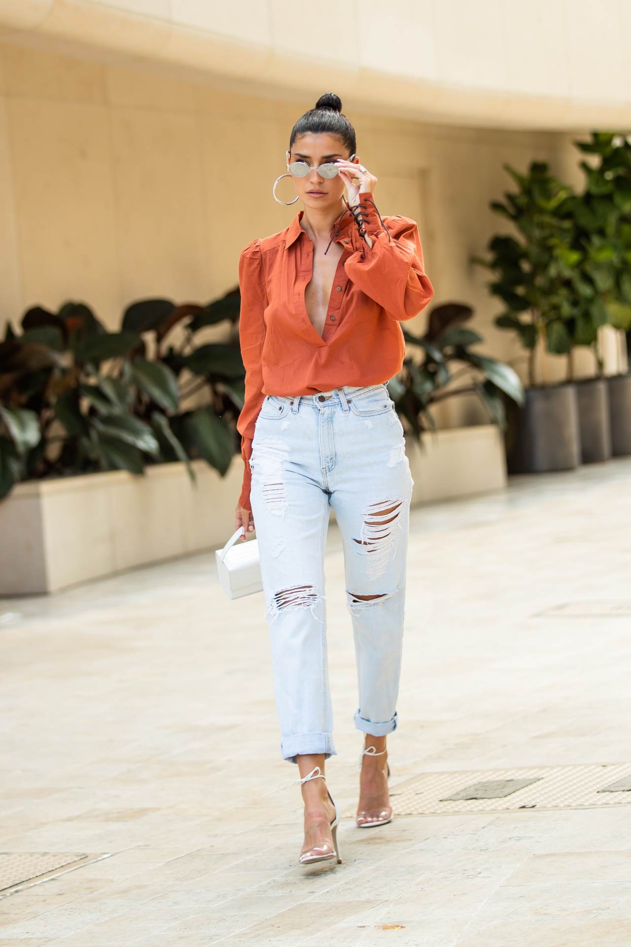 10 OUTFITA ZA SVAKU PRIGODU Supruga slavnog nogometaša prava je inspiracija