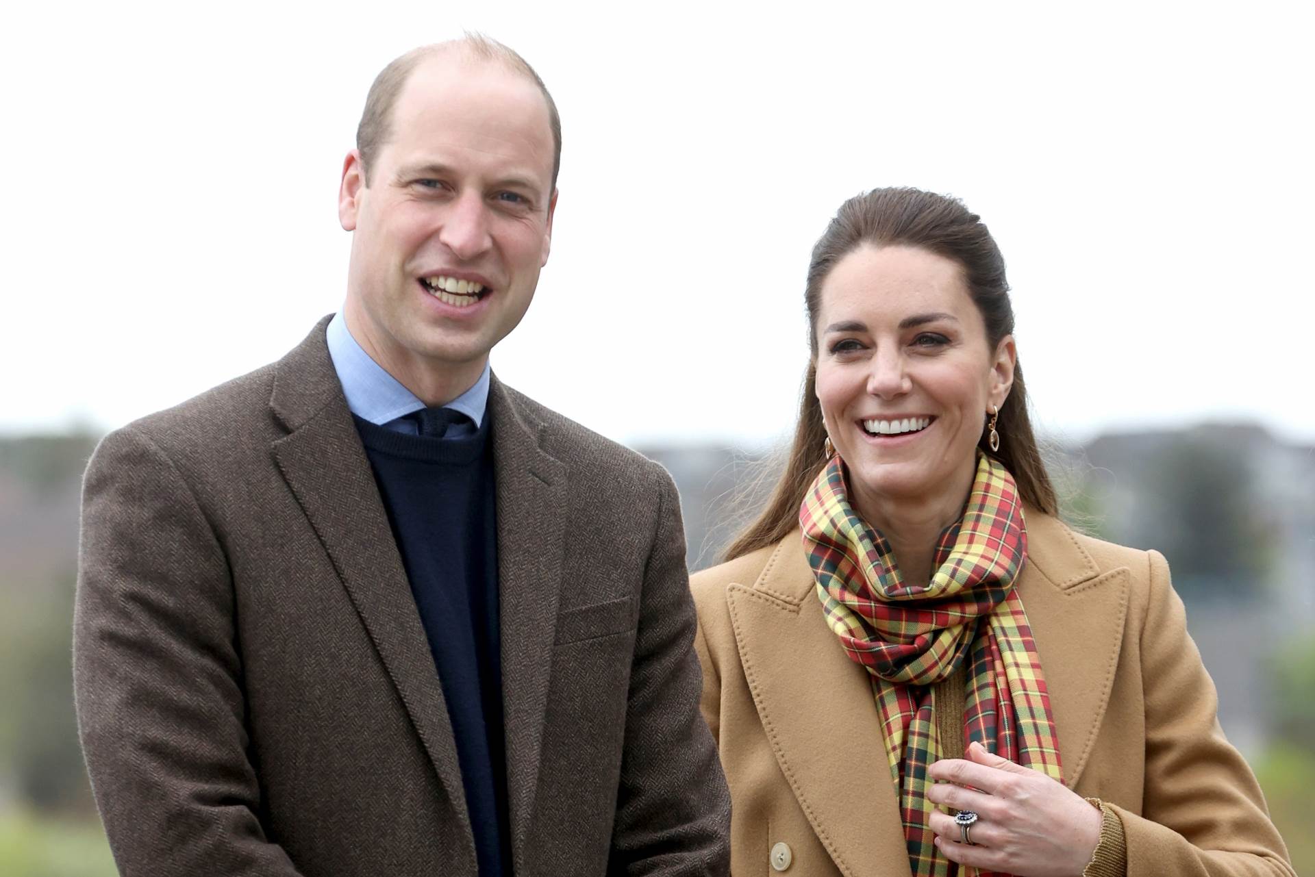 Kate Middleton prošetala u prozirnoj haljini 
