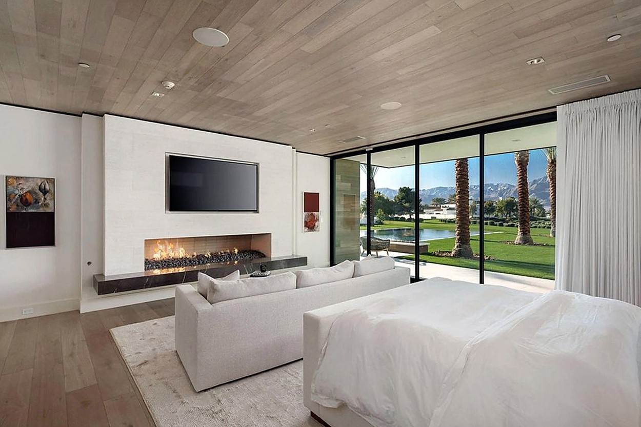 NOVI DEČKO, NOVA VILA Kardashianka iskeširala 75 milijuna za kuću za odmor