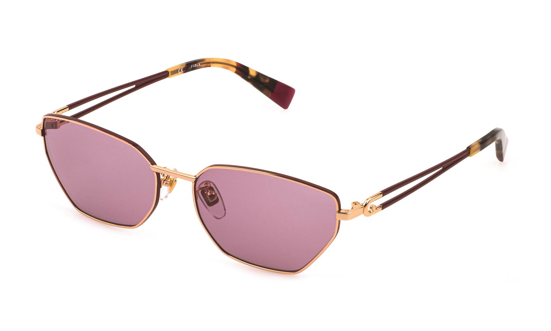 KOJI LOOK BIRATE? Odjevni komadi koji bude romantiku u ormaru 