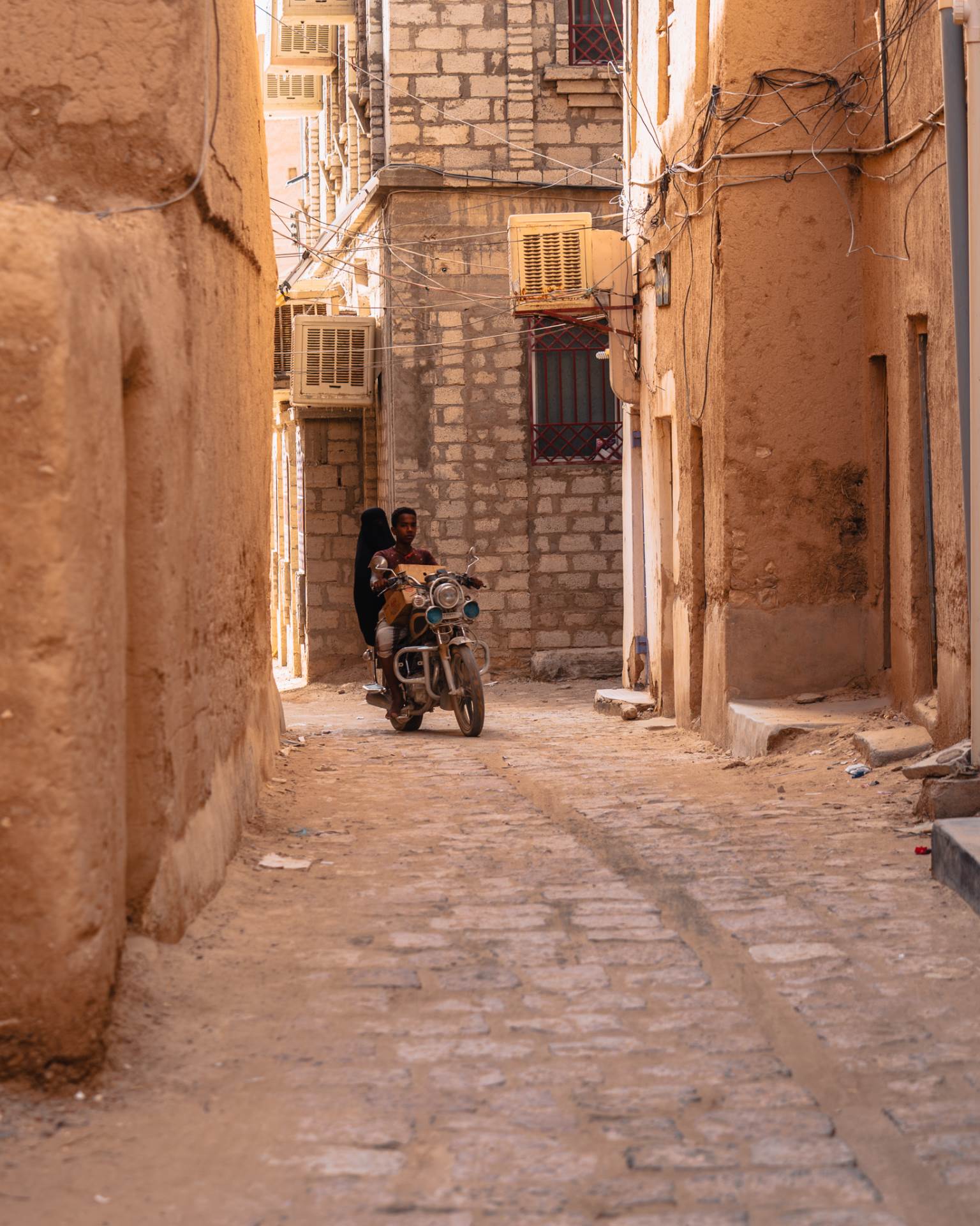 putopis kristijana iličića po jemenu