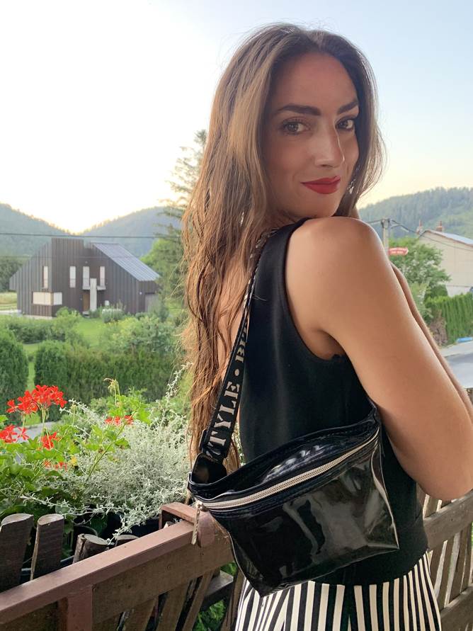 kako uklopiti bitemystyle torbicu uz outfit