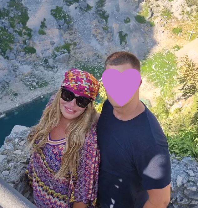 Iva Todorić na odmoru s Hanom Hadžiavdagić