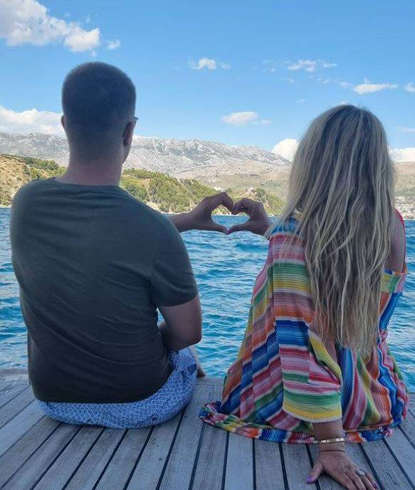 Iva Todorić na odmoru s Hanom Hadžiavdagić