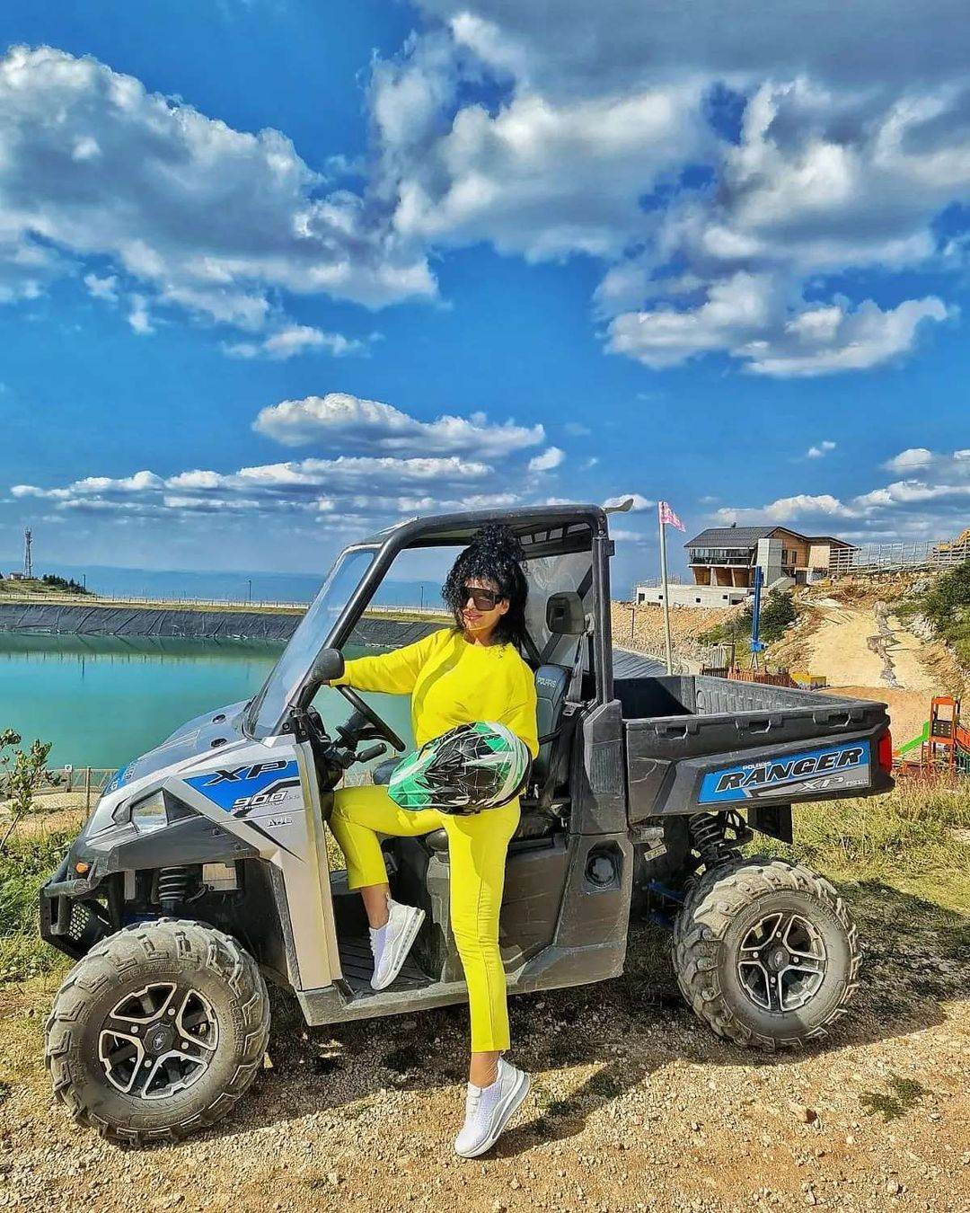 240531845_896266804571939_8452764192881508086_n