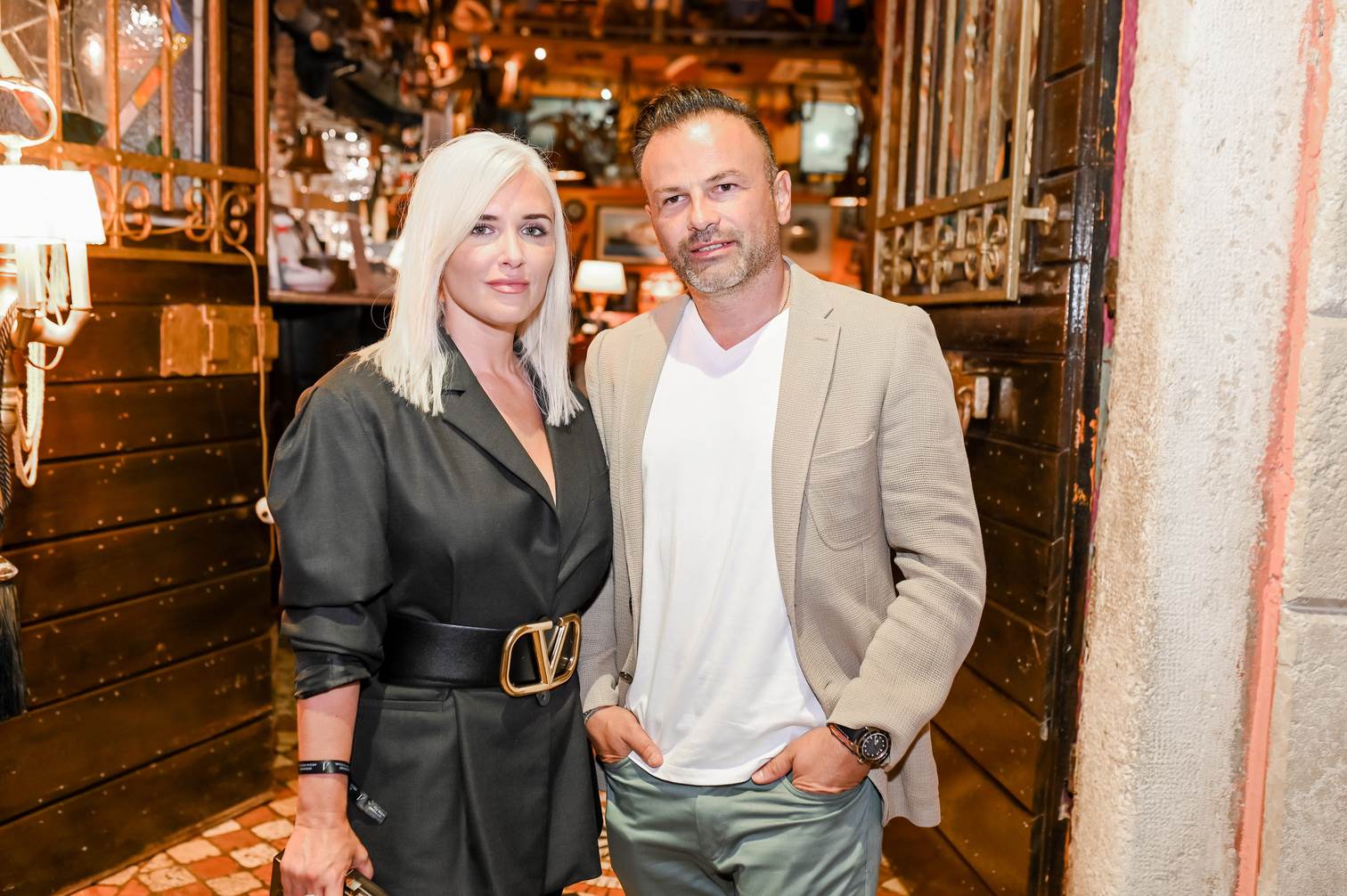 Ines Preindl, Preindl Media u pratnji supruga Krešimira Radišića, Zagreb Plakati