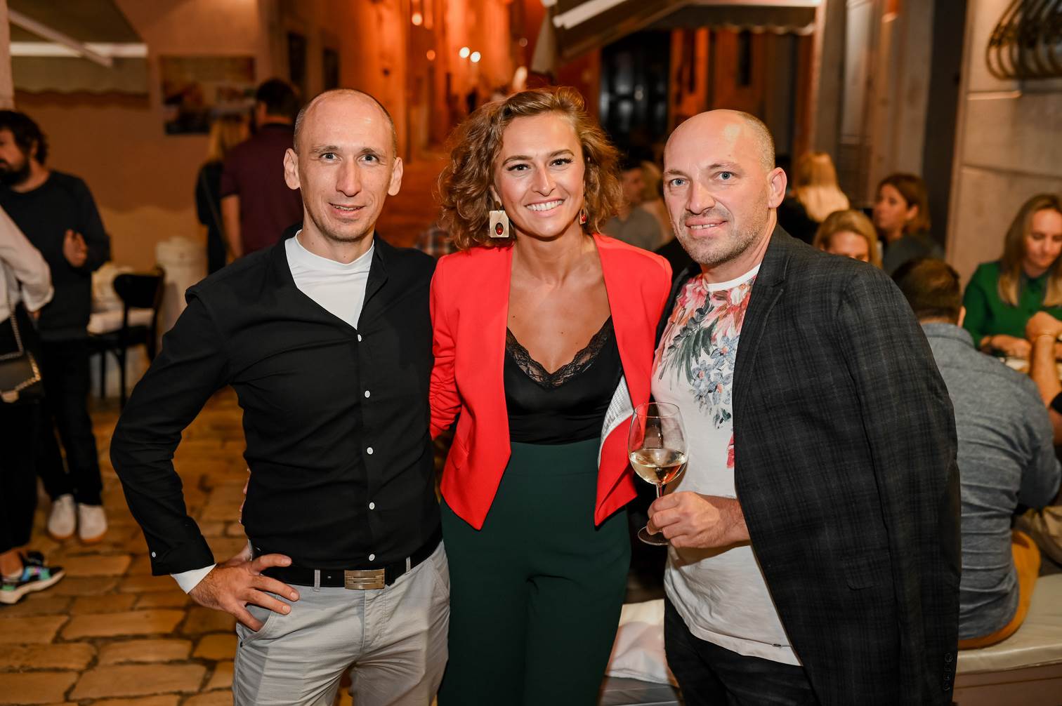 PR i event manager Paolo Batel i TV producent Bojan Prusac s Marinom Živković iz Adria Medije Zagreb