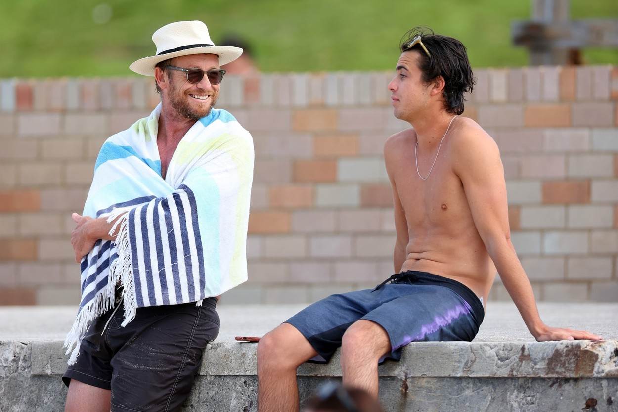 Simon Baker i Claude Blue Baker