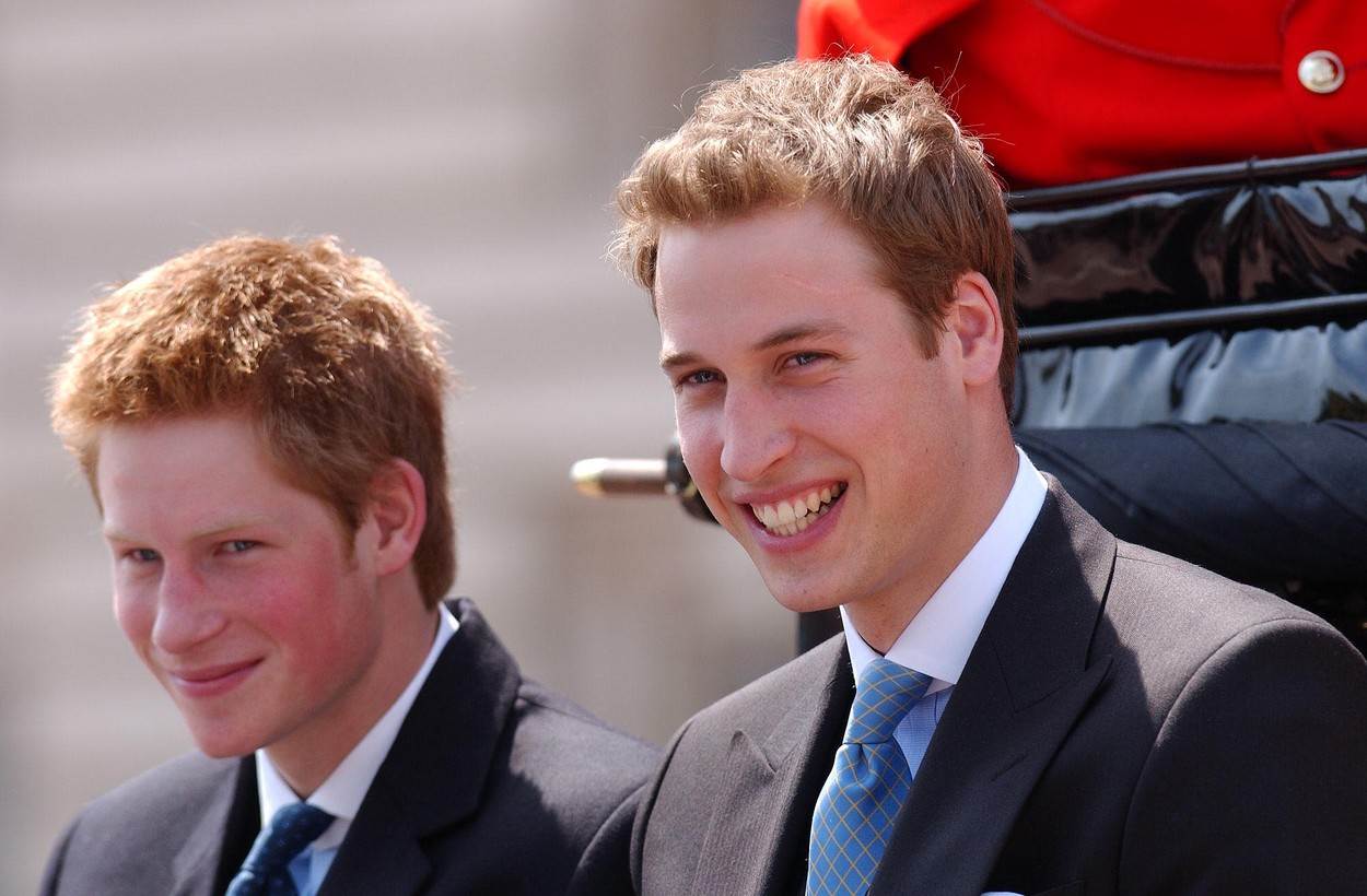 Princ William i princa Harry u tinejdžerskim danima