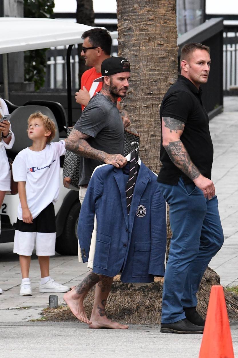 David Beckham i Victoria Beckham  loše su raspoloženi prije vjenčanja sina Brooklyna Beckhama