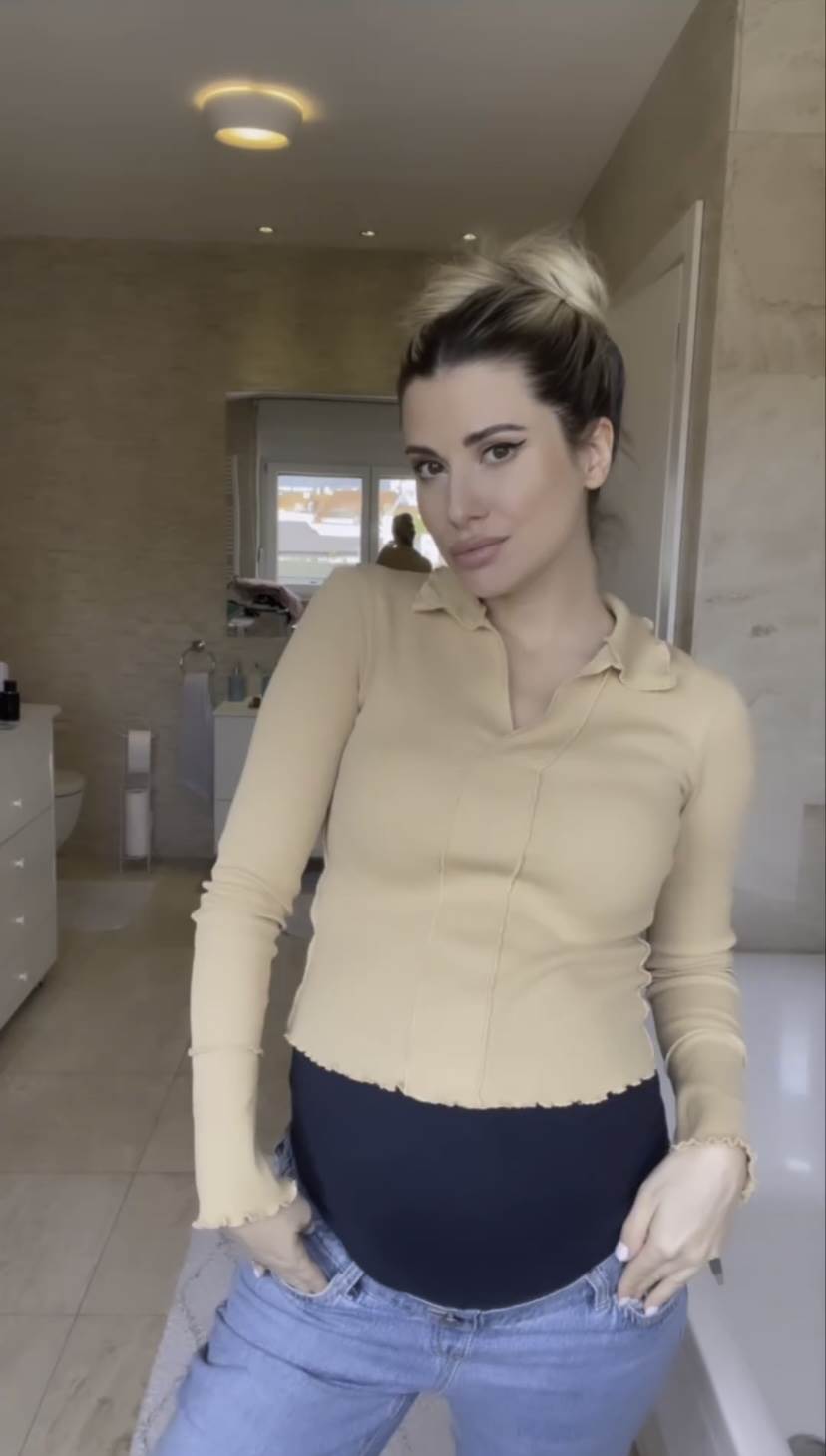 Ecija Belošević pokazala je luksuznu kupaonicu.