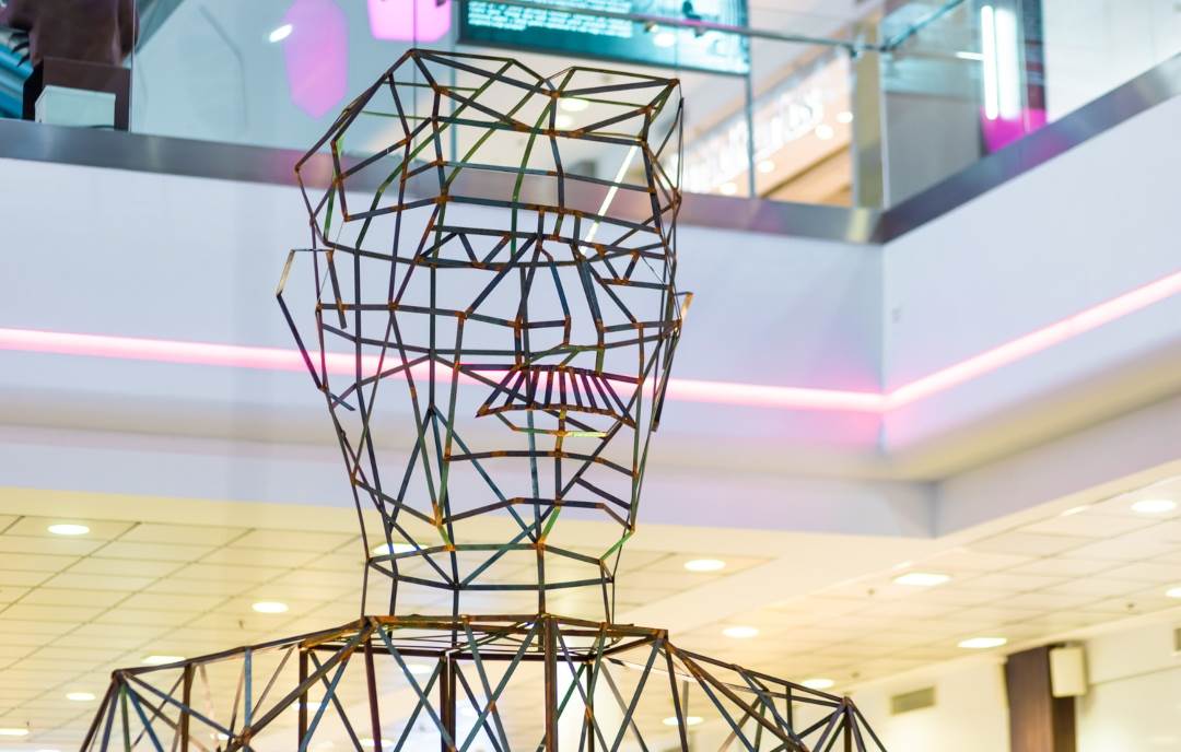 ZAVIRITE U NAJVEĆI UM SVIH VREMENA