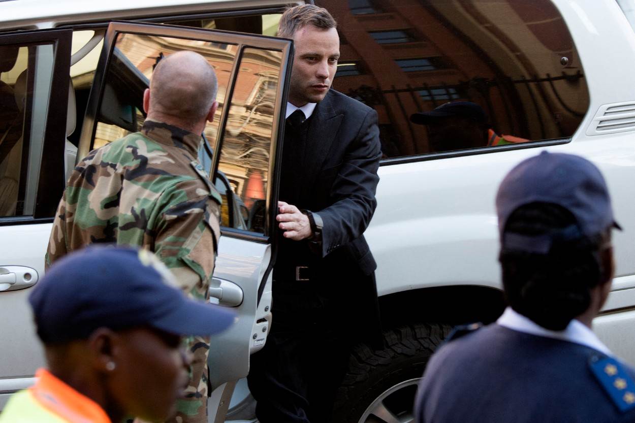 Oscar Pistorius tvrdio je da je mislio da puca u provalnika