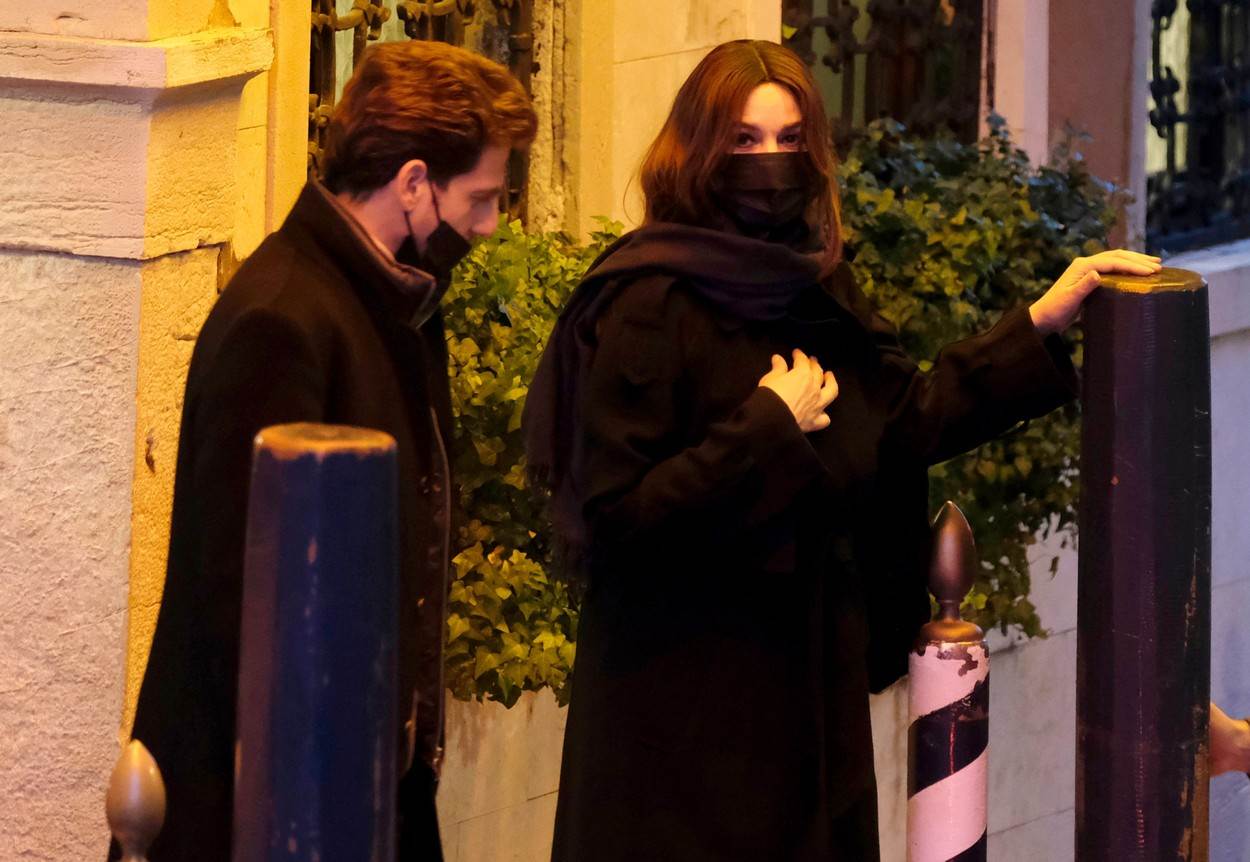 Monica Bellucci uhvaćena sa režiserom