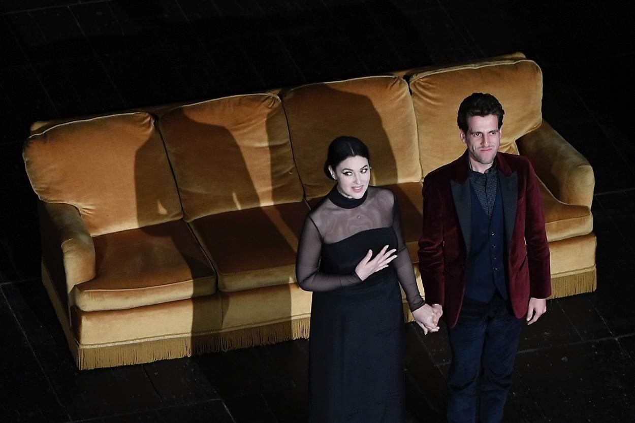 Monica Bellucci uhvaćena sa režiserom