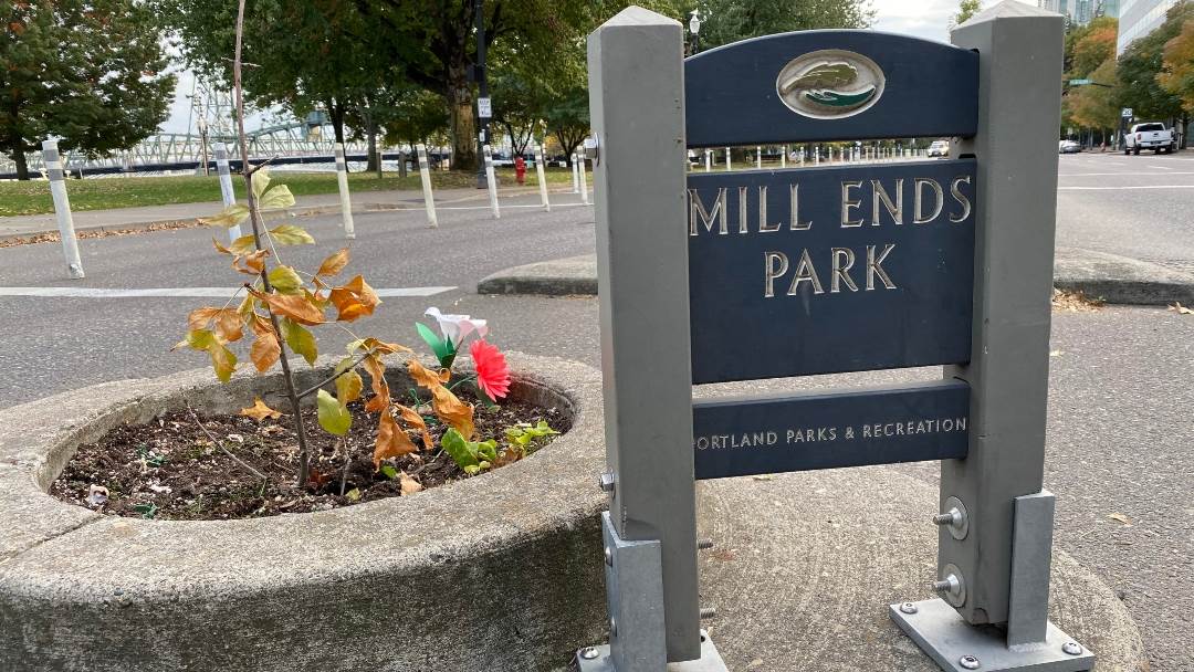 Mill Ends Park u Portlandu je najmanji park na svijetu.