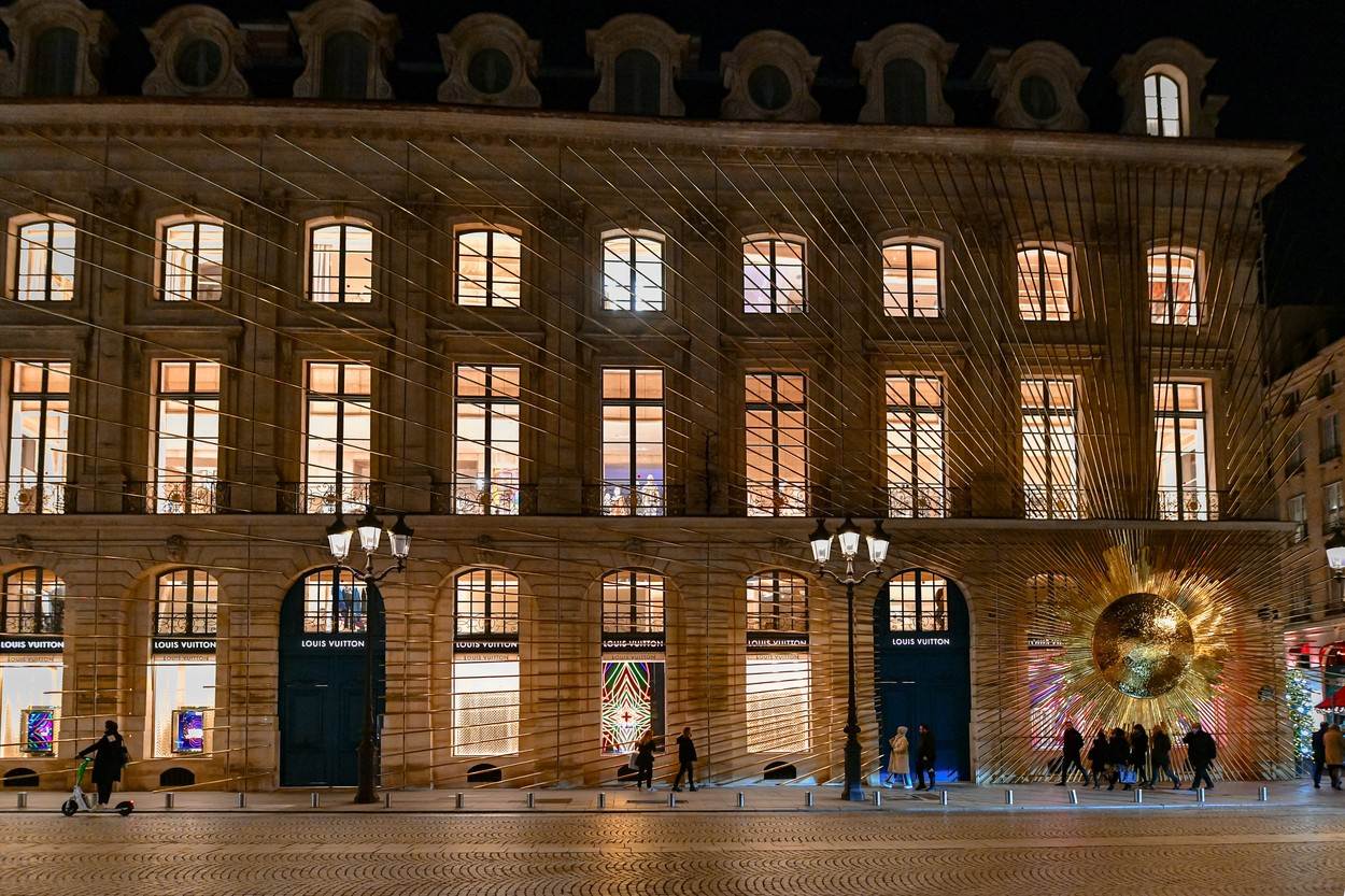 Ukrašeni dućani u Parizu