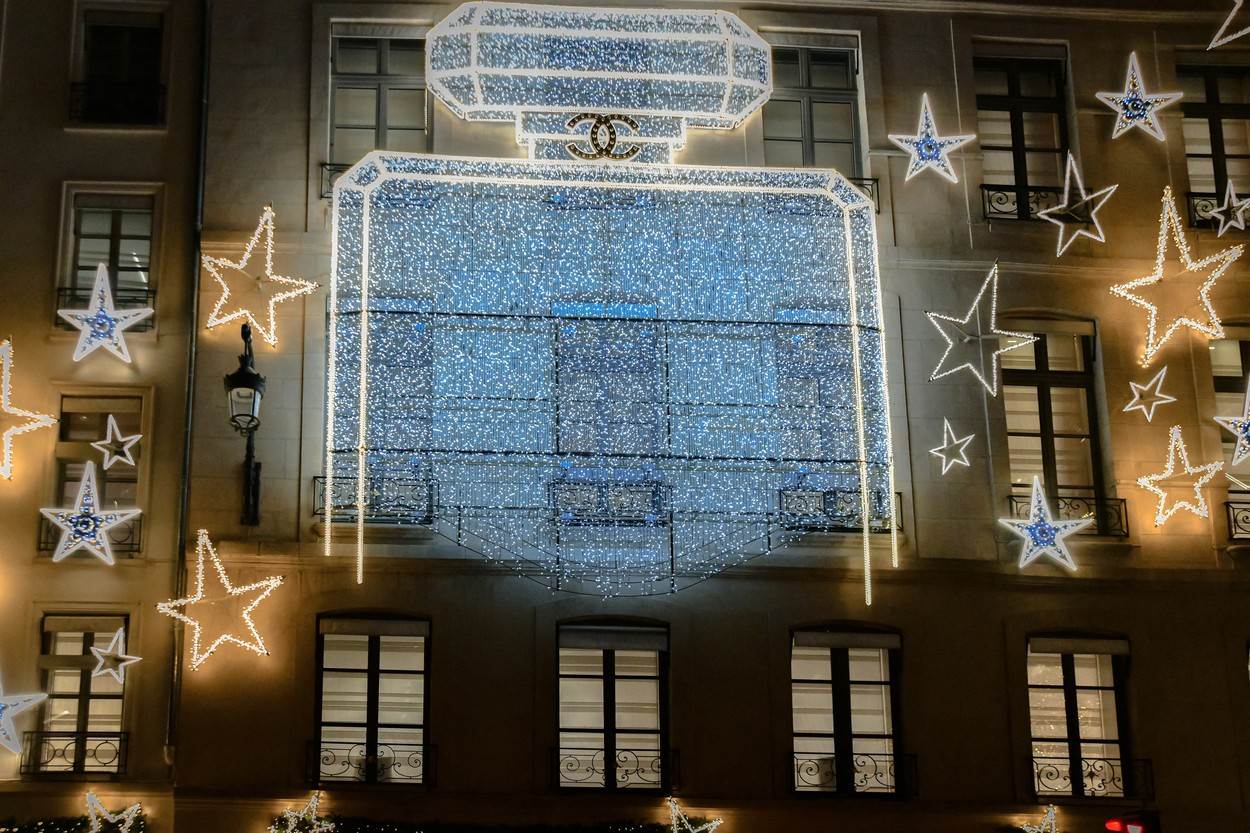 Ukrašeni dućani u Parizu