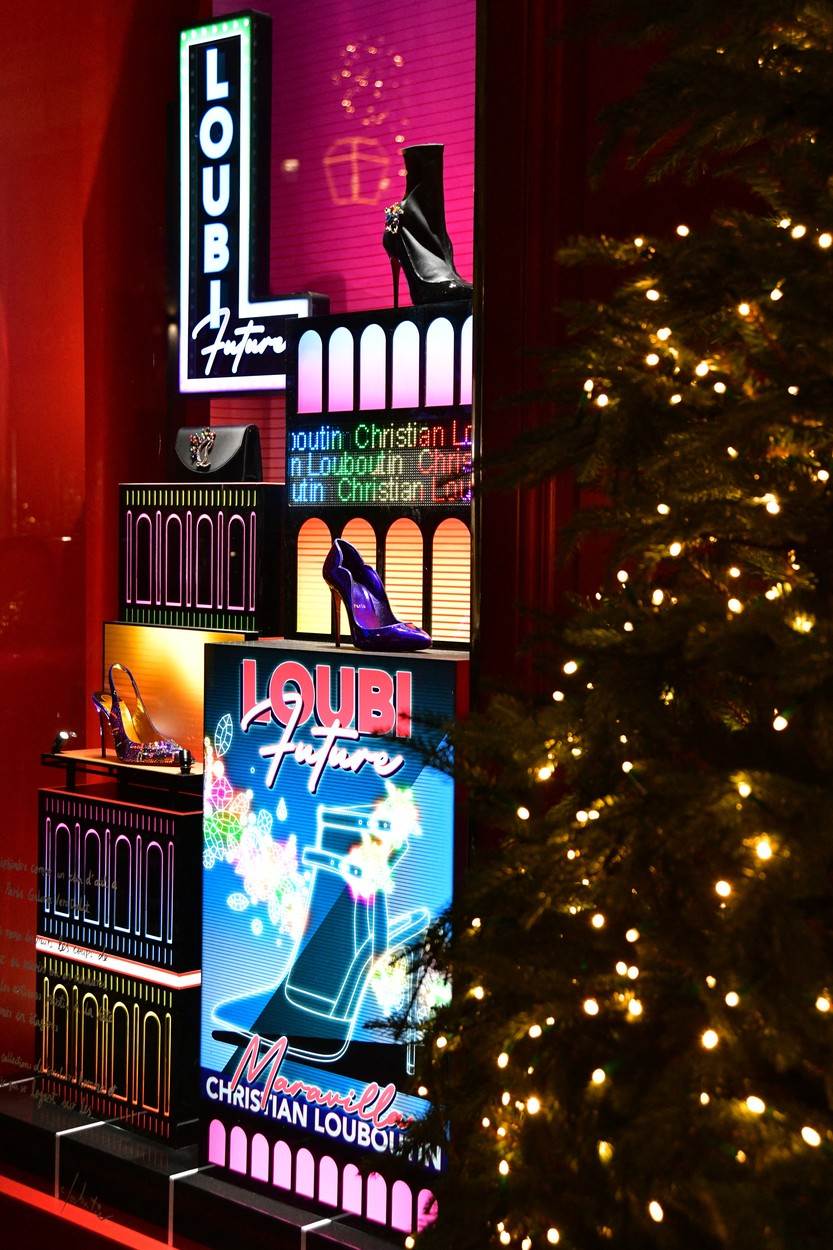 Ukrašeni dućani u Parizu