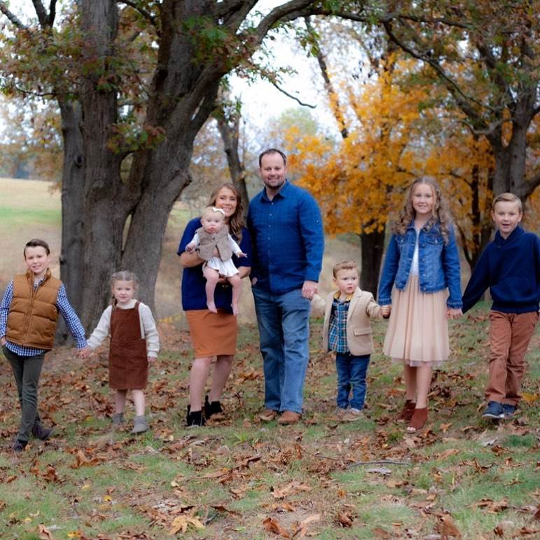 Josh Duggar je osuđen za posjedovanje i skidanje dječje pornografije.
