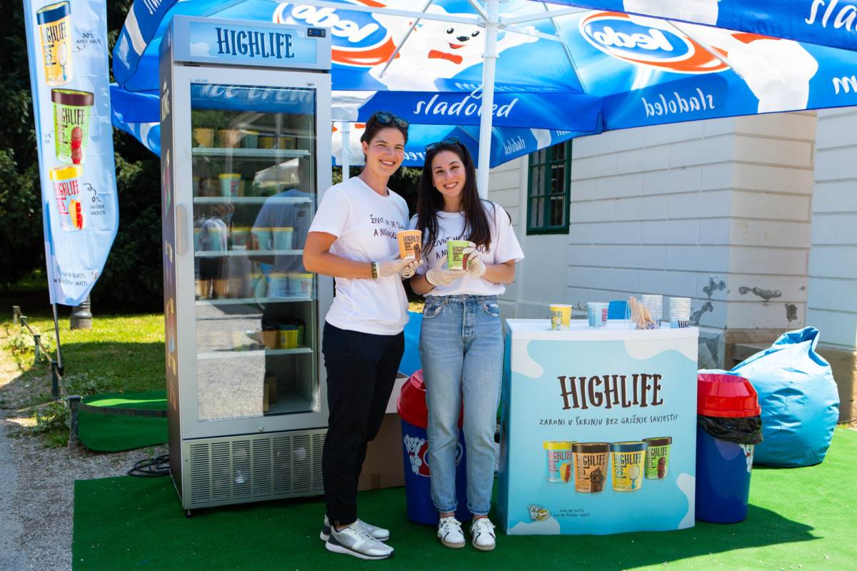 bili-smo-na-10-sensa-danu-u-maksimiru