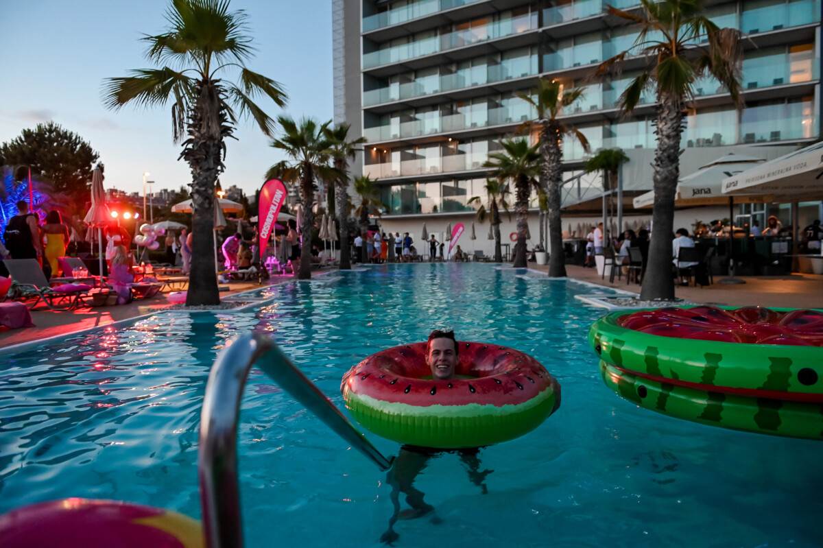 cosmopolitan-pool-party-najbolja-zabava-ove-sezone-na-jadranu-potvrdili-i-brojni-poznati-dalmatinci-i-dalmatinke