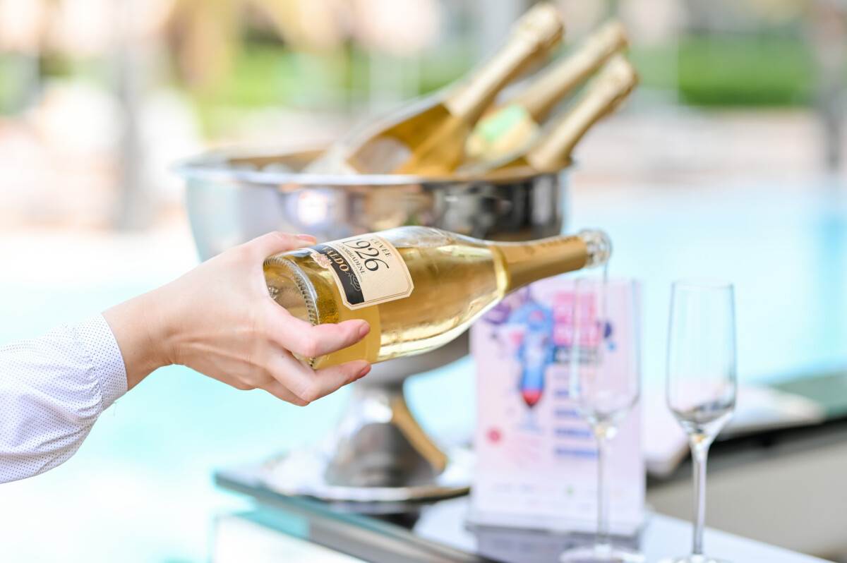 cosmopolitan-pool-party-najbolja-zabava-ove-sezone-na-jadranu-potvrdili-i-brojni-poznati-dalmatinci-i-dalmatinke