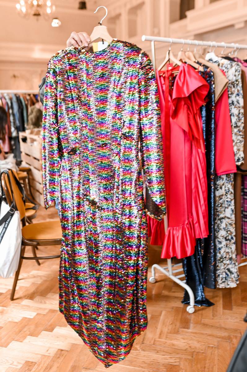 jesenski-elle-boutique-protekao-je-u-slavljenickom-ozracju