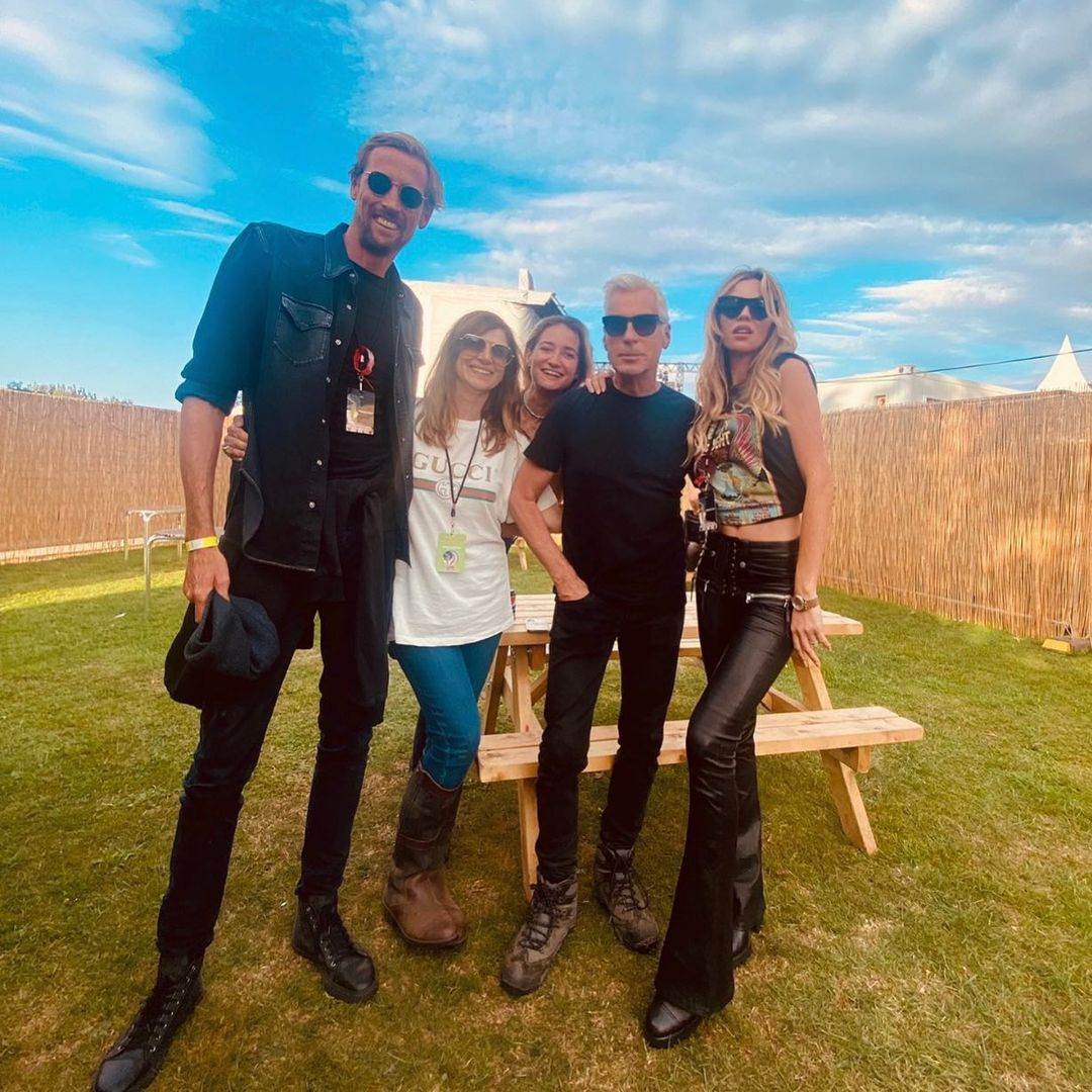 Abbey Clancy i Peter Crouch na festivalu.