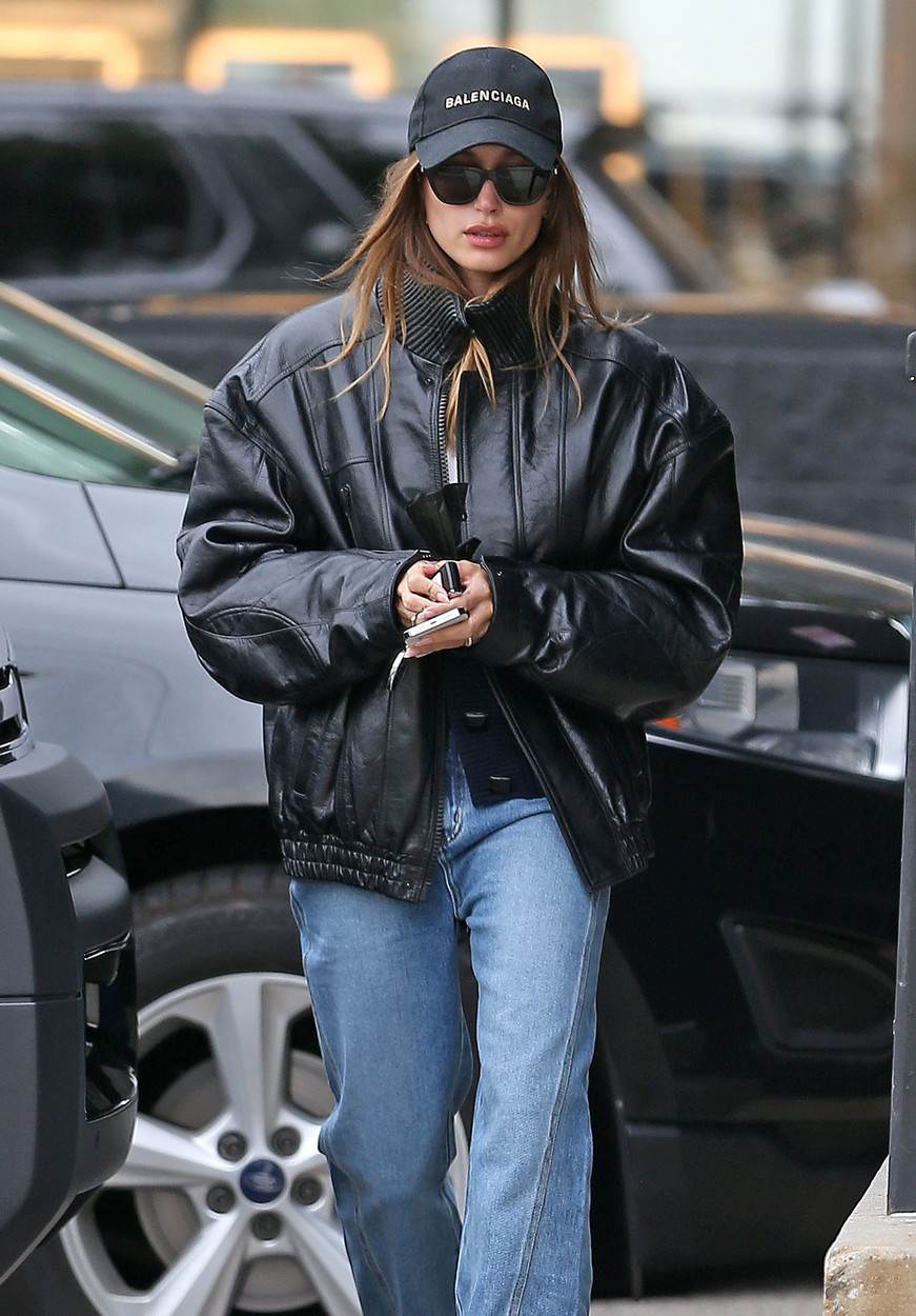 Hailey Bieber u shoppingu na Beverly Hillsu