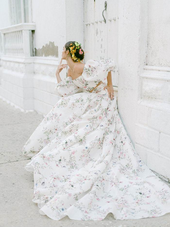 Monique Lhuillier jesen 2022