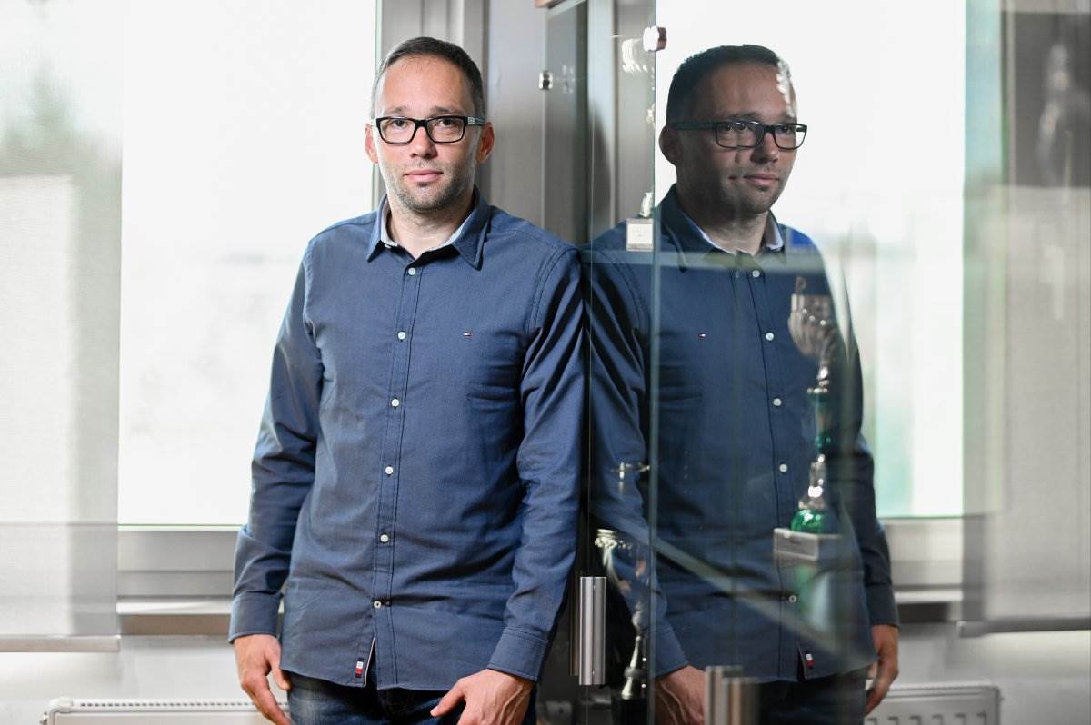 Hrvoje Horvat je preuzeo izborničku funkciju nakon ostavke Line Červara.