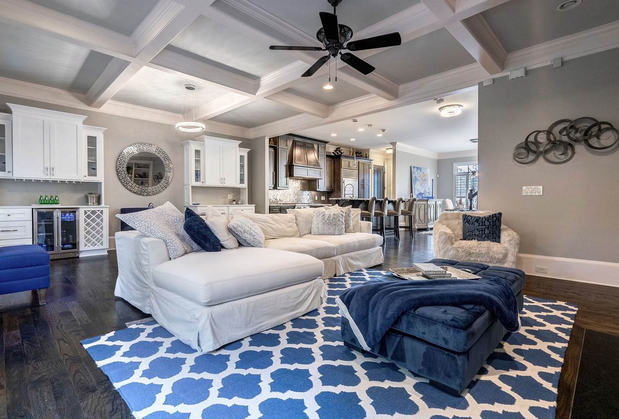 Vila Bobbi Kristine Brown