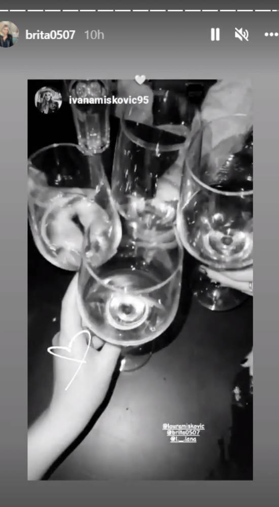 Kako se Kristina Zubac i prijateljice provode na skijanju na Jahorini