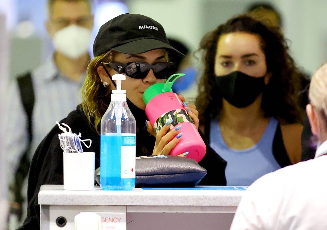 Rita Ora jedna je od najpopularnijih pjevačica današnjice, a privlači pažnju svojim odjevnim kombinacijama