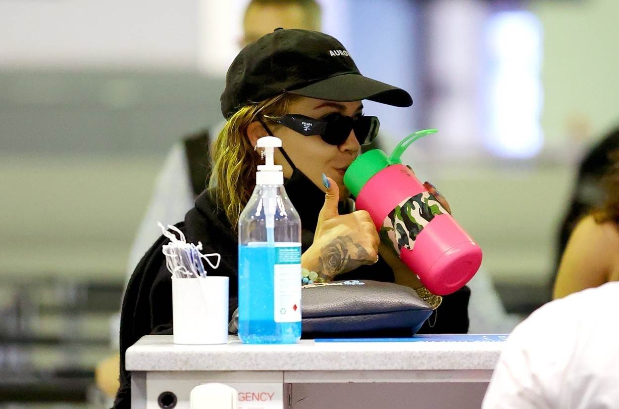 Rita Ora jedna je od najpopularnijih pjevačica današnjice, a privlači pažnju svojim odjevnim kombinacijama