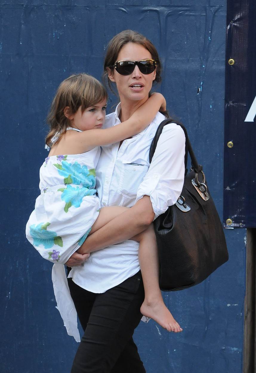 Alessandra Ambrosio s kćerkom