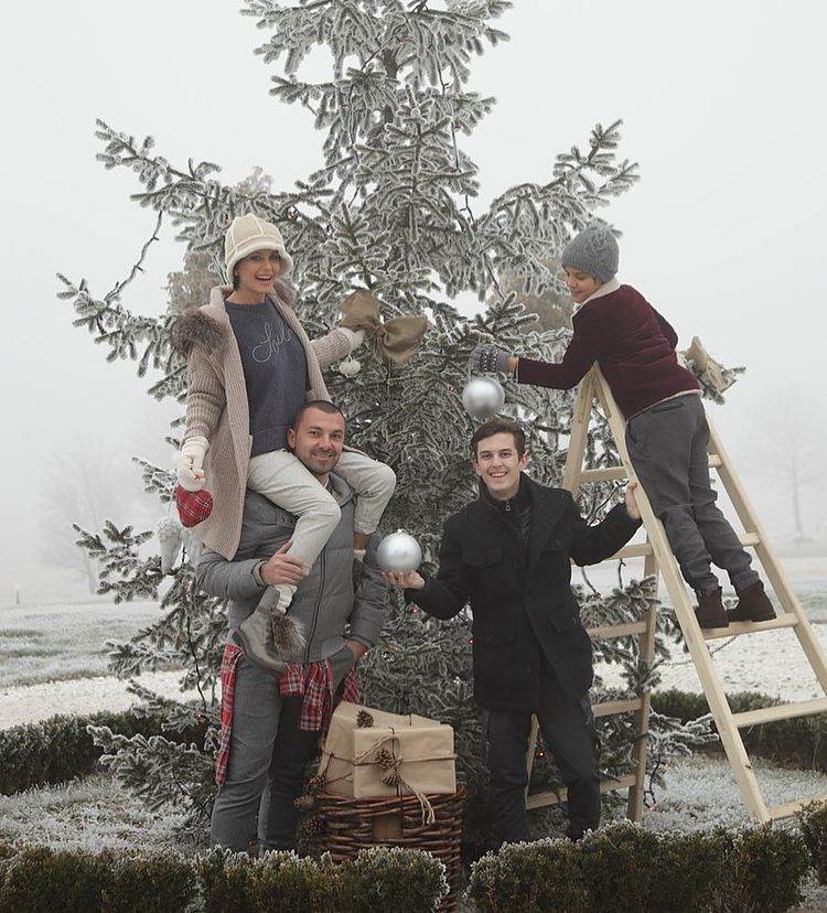 Elena Karaman-Karić bila je u braku s Jugoslavom Karićem 15 godina