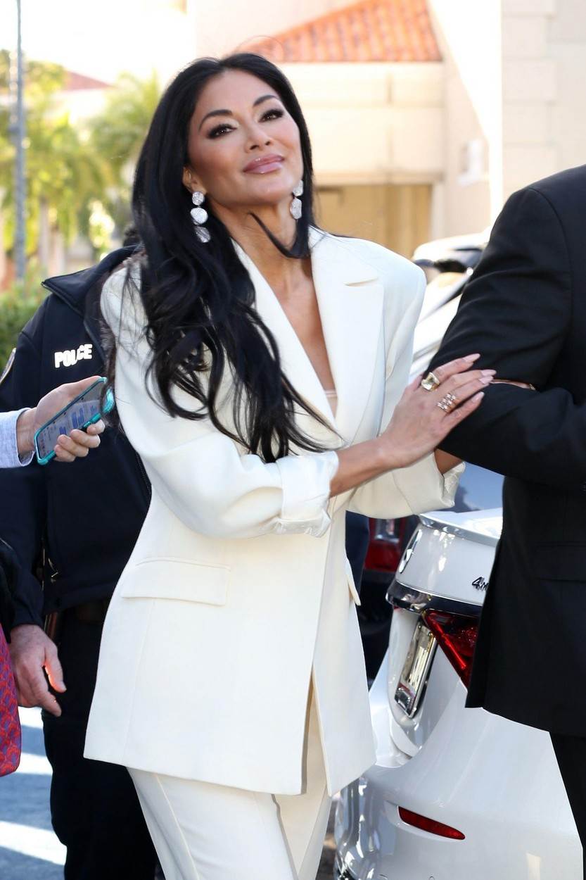 Nicole Scherzinger prije operacija