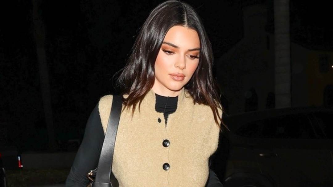 Kendall Jenner osuđena zbog golišavih fotografija