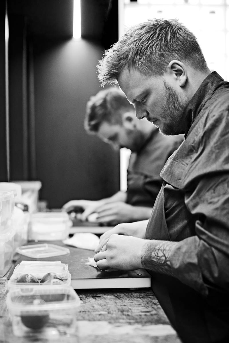 Rasmus Munk_photo_by_soren_gammelmark_04_bw.jpg