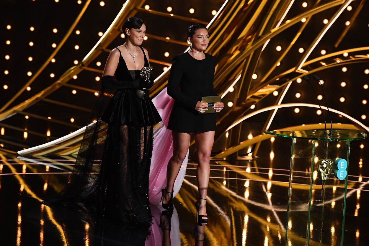 Millie Bobby Brown i Florence Pugh