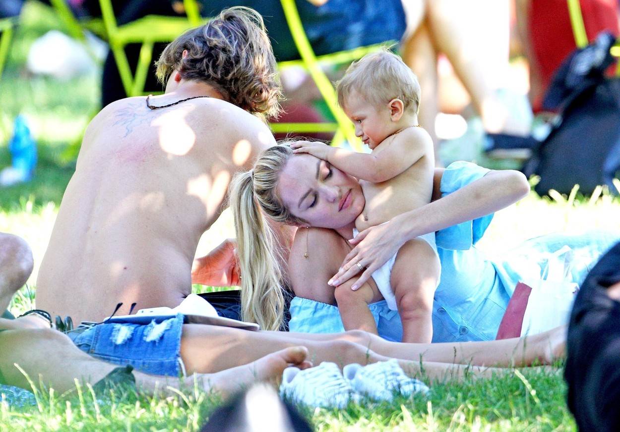 Candice Swanepoel i Hermannn Nicoli zajedno su dobili dvoje djece